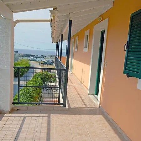 Aris Seaside Issos Beach Apartment Agios Georgios  Exterior photo