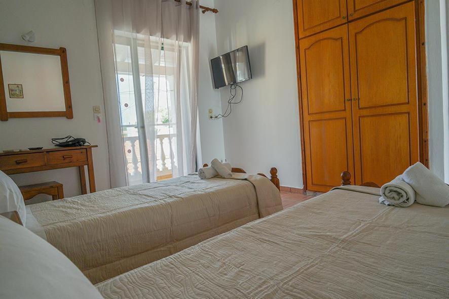 Aris Seaside Issos Beach Apartment Agios Georgios (Corfu)