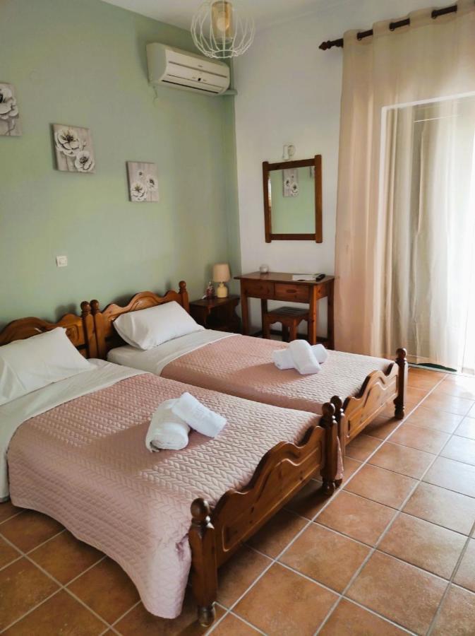 Aris Seaside Issos Beach * Agios Georgios (Corfu)