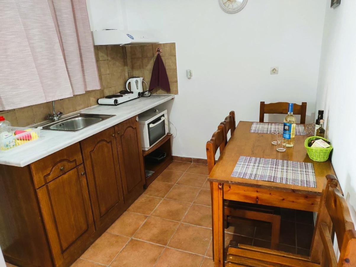Aris Seaside Issos Beach Apartment